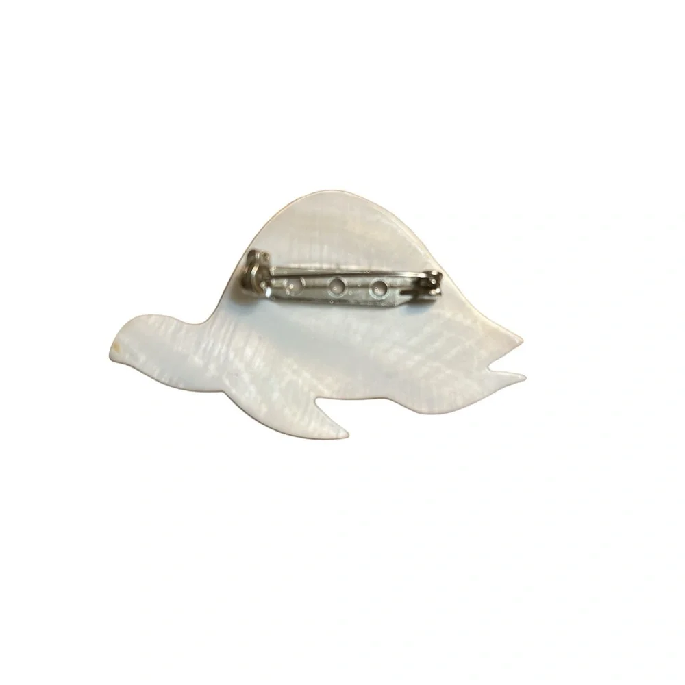 MOP Abalone Shell Turtle Brooch